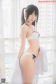 Coser @ 桜 桃 喵 Vol.073: 白 衬衫 双 马尾 (47 photos)